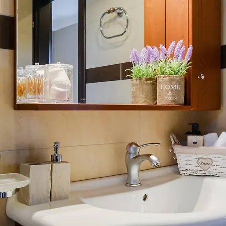 Palmera Pool Hanioti