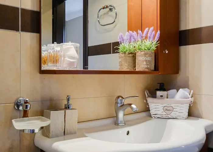 Palmera Pool Chaniotis