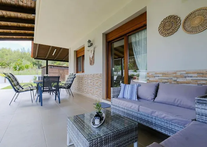 Palmera Pool Villa Hanioti