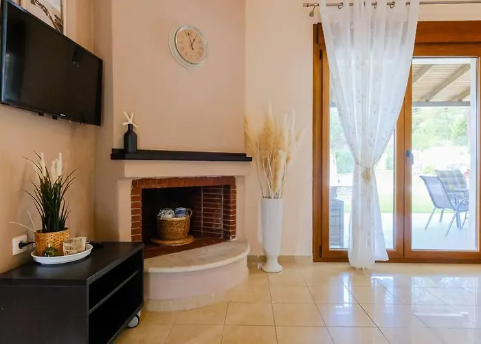 Palmera Pool Villa